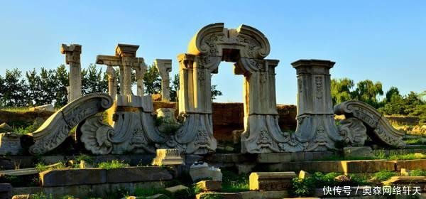 小学生放学路上捡到绝世玉玺, 上交获奖20元, 