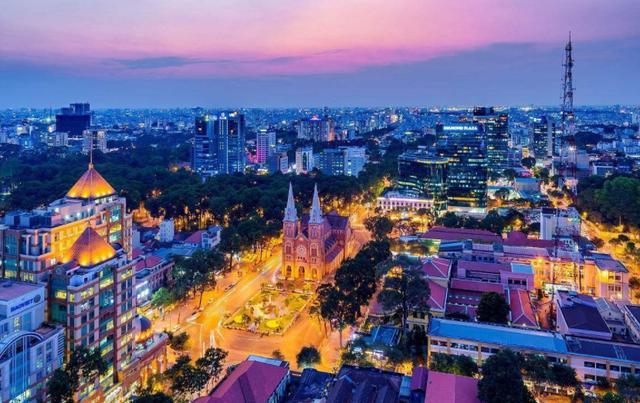 胡志明市是越南最繁华城市,为何越南却将首都