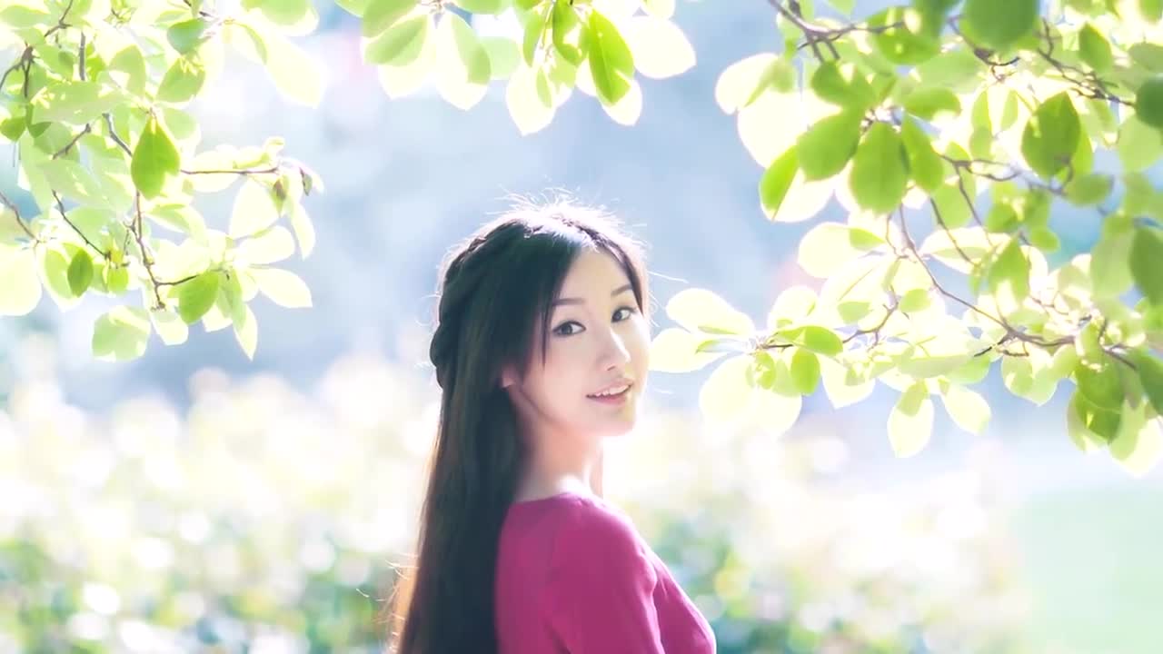 龙飘飘一首伤感情歌《爱情这杯酒》-视频详情