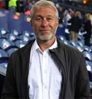 英国冻结切尔西老板资产