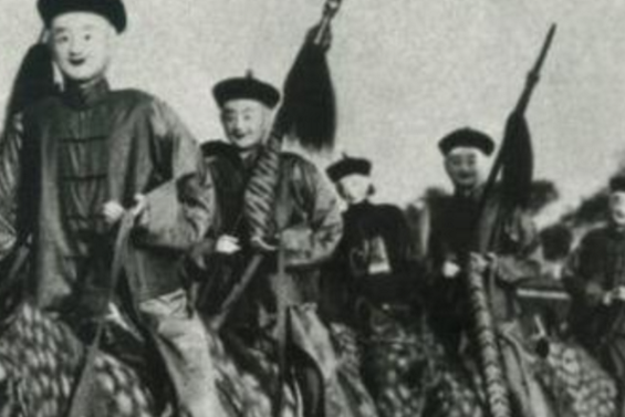 真实镜头:慈禧下葬,向阴兵借道,第二张真是令人