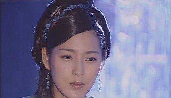 演古装剧的韩国女星,两个成了中国媳妇,一个怀