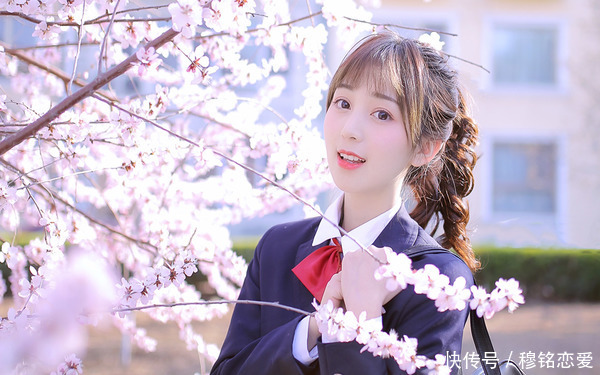 话少,内向还宅的方法该追女生?明白这一点胸的女生正确男生揉图片