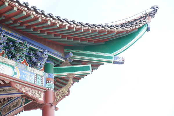 安装光伏阳光房能住人吗 钢结构门式钢架设计 第1张 安装光伏阳光房能住人吗 钢结构门式钢架设计 第1张