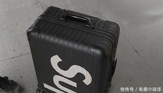 在天猫国际直营店花近4万买的拉杆箱是假的男