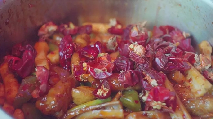 上海|炭火?火锅?吃牛蛙这样不过瘾! 上海|炭火?火锅?吃牛蛙这样不过瘾!