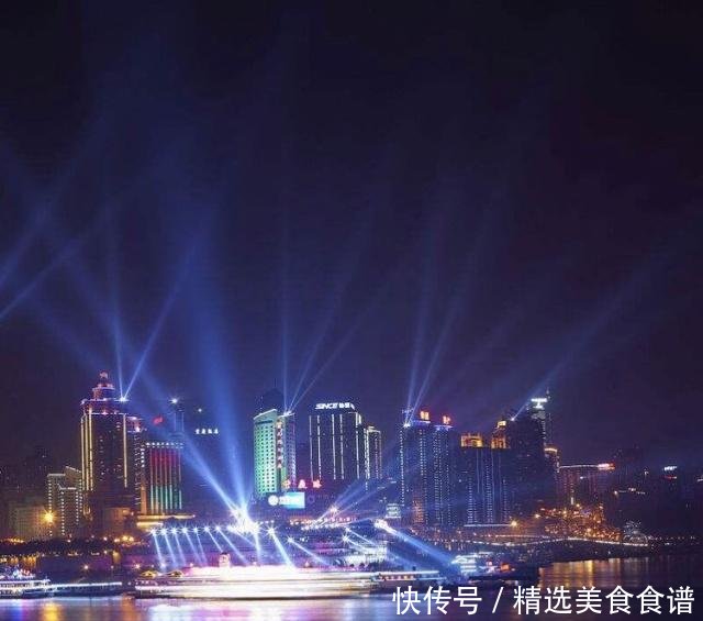 中国面积最大的直辖市,夜景排世界前三,是你的