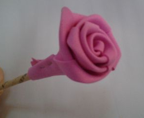 海绵纸折玫瑰花_360问答