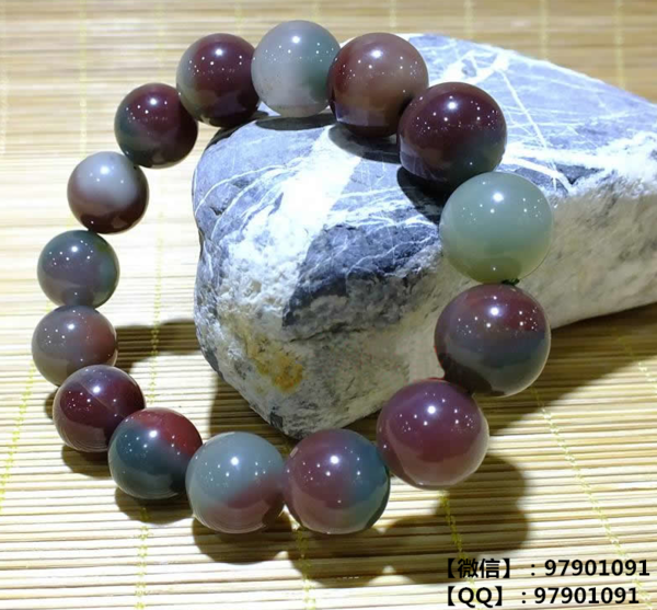 男的带红玛瑙麒麟手链好还是吊坠好_360问答