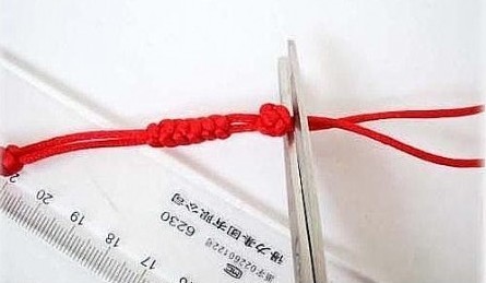 怎么用红绳编手链金刚结_360问答