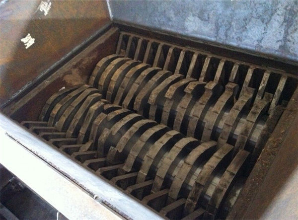 捆装玉米秸秆粉碎机哪里有,打成捆的玉米秸秆