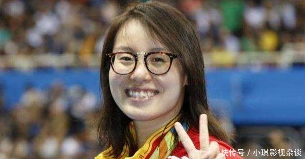 傅园慧父亲把女儿当巨婴养,吃饭要喂,走楼梯