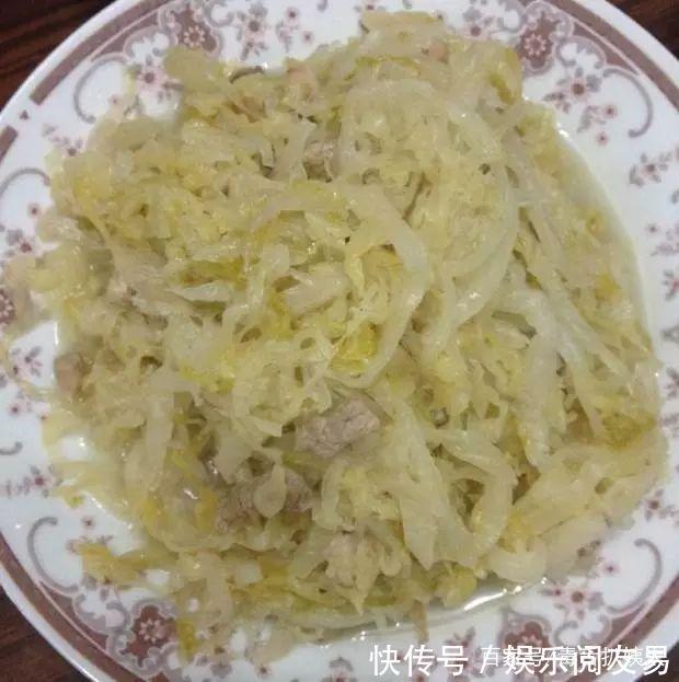 靠陪睡走上人生巅峰的宝藏女导师人设何时崩?