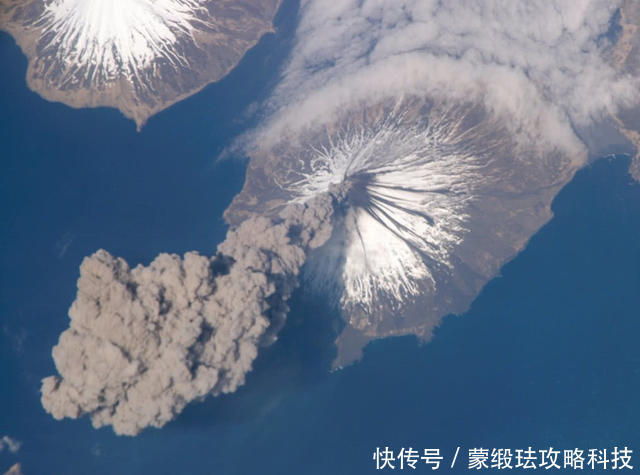 从外太空看地球是什么样子?的你确定这个就是别人生,你没见过世界