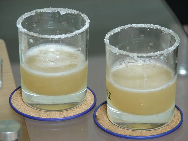 听说白酒加汽水喝容易醉 可我试了 一小瓶白酒