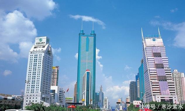 印度人自认为印度比中国发达,来中国后直言:感