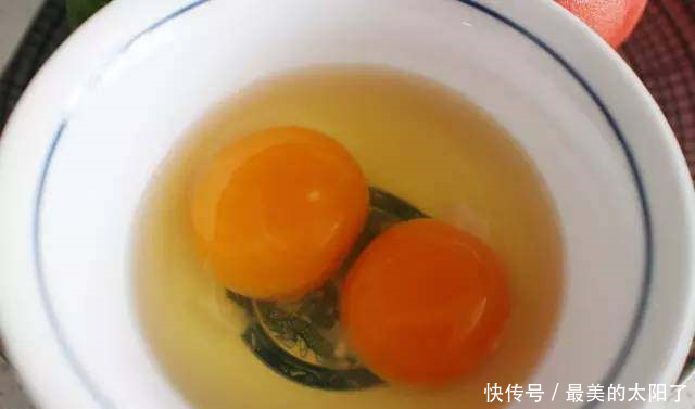 5分钟学会西红柿炒鸡蛋美食,一顿能吃三大碗米