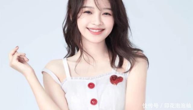 李沁孙怡终于不像了,卸妆看素颜照,一个像大妈一个像少女 必发88手机版下载