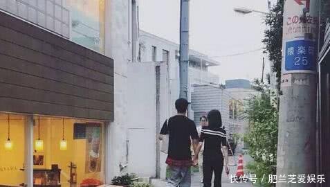 郑爽张恒甜蜜约会,搂肩牵手秀恩爱,幸福浪漫画