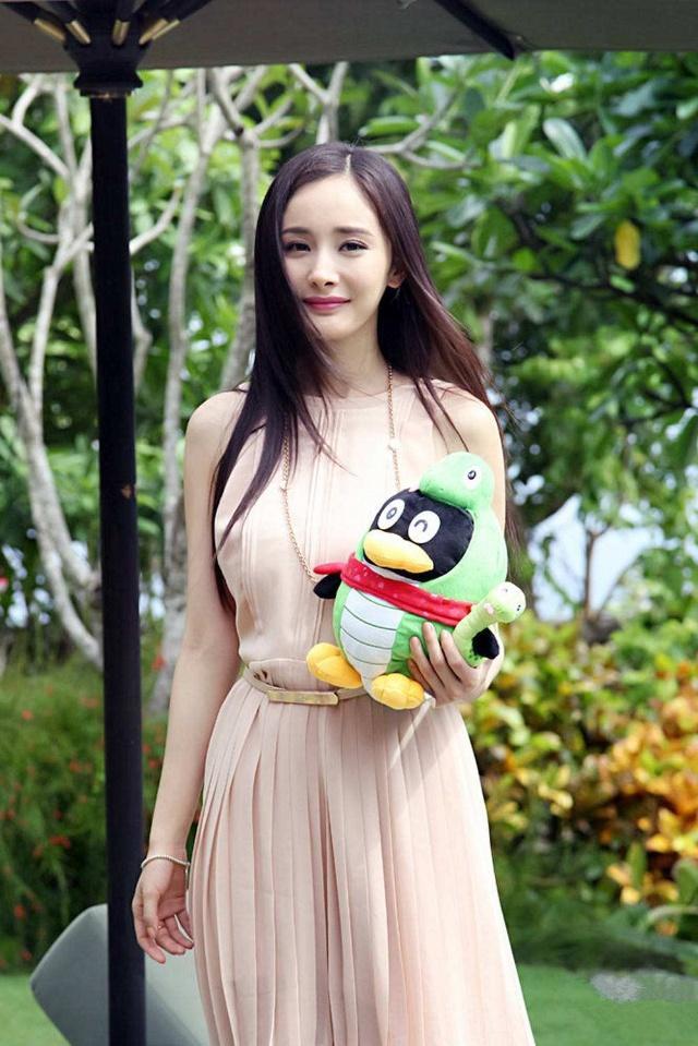 小糯米迎来二胎杨幂要求她取名字刘恺威喊话回