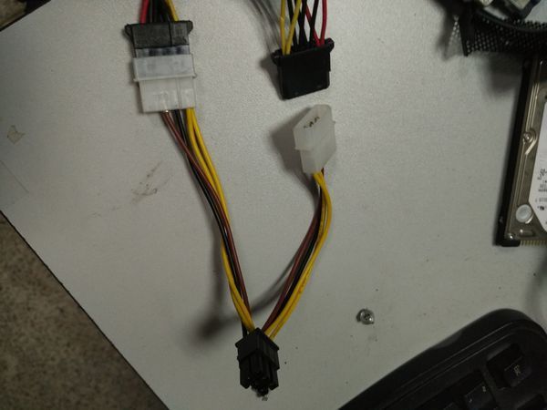 cpu电源线上面8p可以插显卡吗?双6p显卡线可