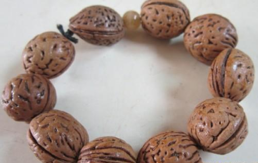 野山桃核手串怎么做_360问答