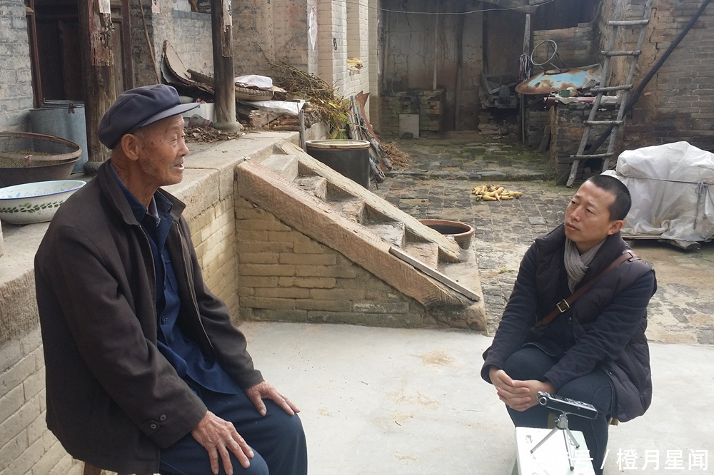 是传承人也是真挚歌者 贺国丰霸气挽救民歌经