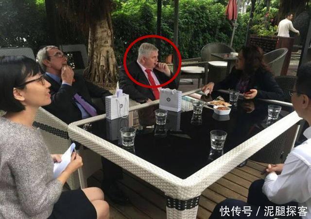 某些英国人还以百年前优越对中国,英议员访华后骂中国就足以证明