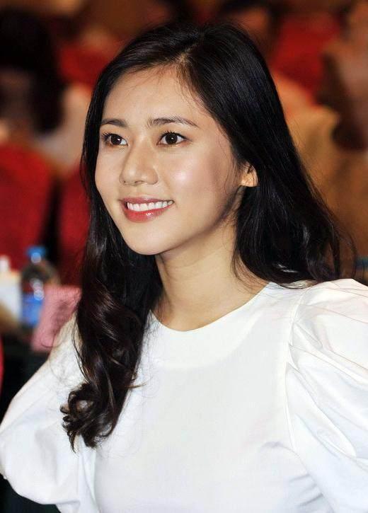 娱乐圈十大最好听的女星名字,前三名简直好听