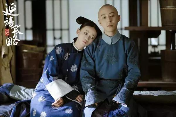 袁春望被骂到关评，张嘉倪被问候全家，而他出门被路人打