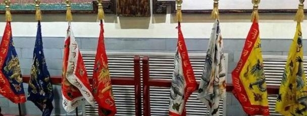 汉八旗和满八旗地位一样吗?