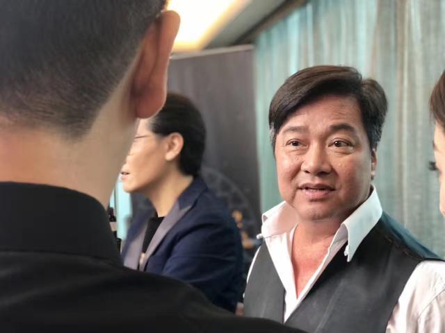 他将林心如捧红,没躲过七年之痒另娶她人,身价