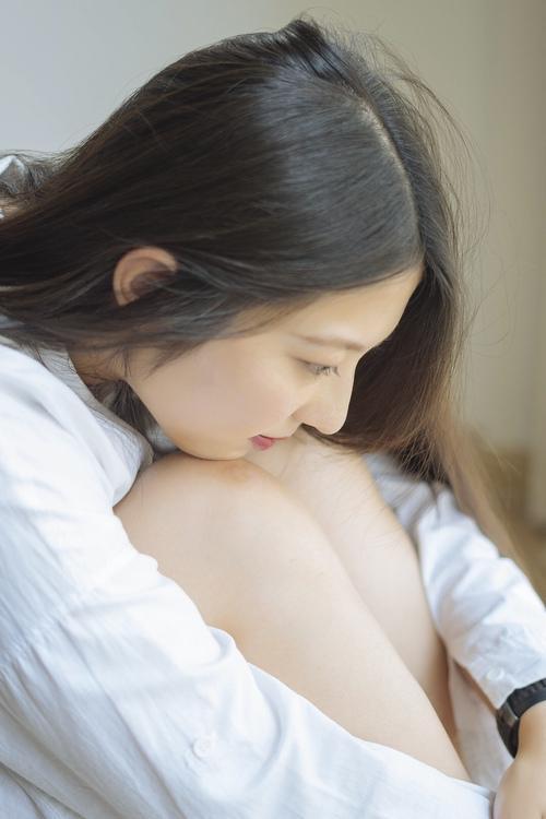 女人有这3个信号说明她想要泡你,煮熟的"鸭子"别飞了