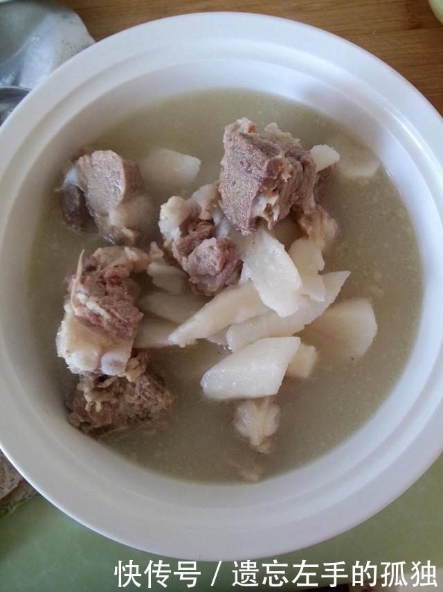 七,皮蛋排骨汤山药怎么做菜好吃图片