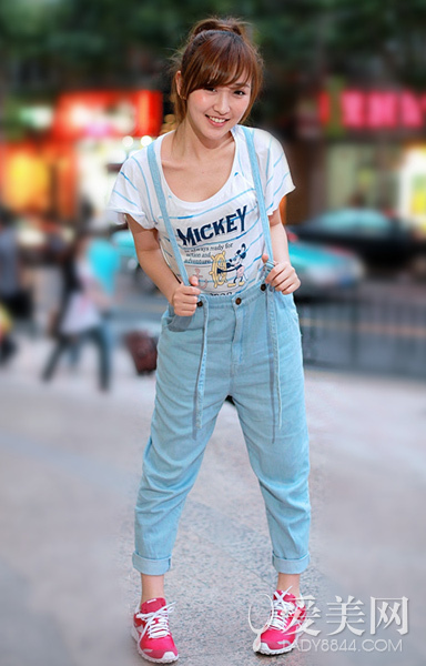 挂脖小背心 初中女生挂脖小背心