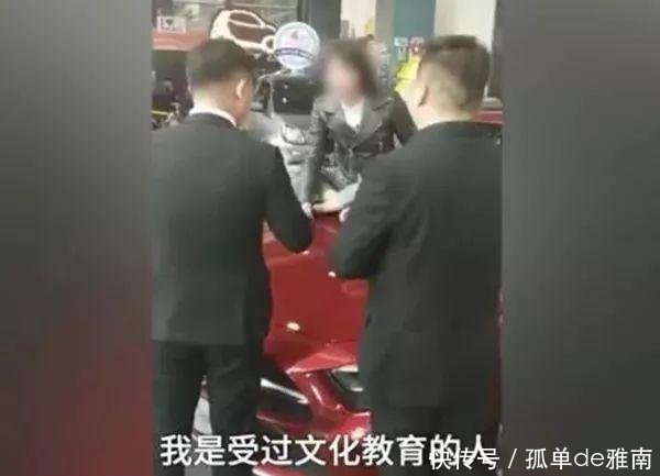 最新!奔驰4S店被打脸,维权奔驰女否认和解,事