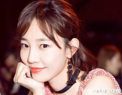 白百何挑片眼光独到, 拍一部火一部, 好吸粉