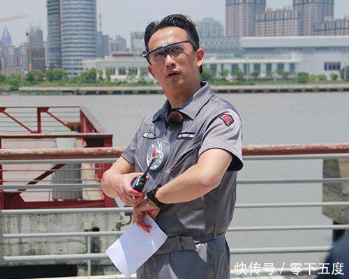 同样是做搭档录真人秀,黄磊对刘宪华和张艺兴