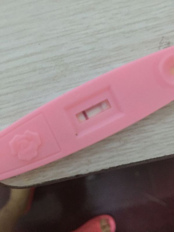 男友当兵去了。这次休假回来都见父母了。我回