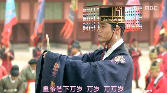 韩国总人口多少人_韩国总人口5000万,有1000万人看了这部片子