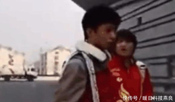 电竞初心哥全网走红!4AM天才少年孤存人设崩