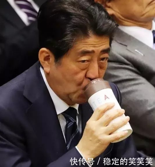 各国喝水领导搞笑金正微表情包信恩,奥巴马嘟着嘴,特朗普像表情,她图片