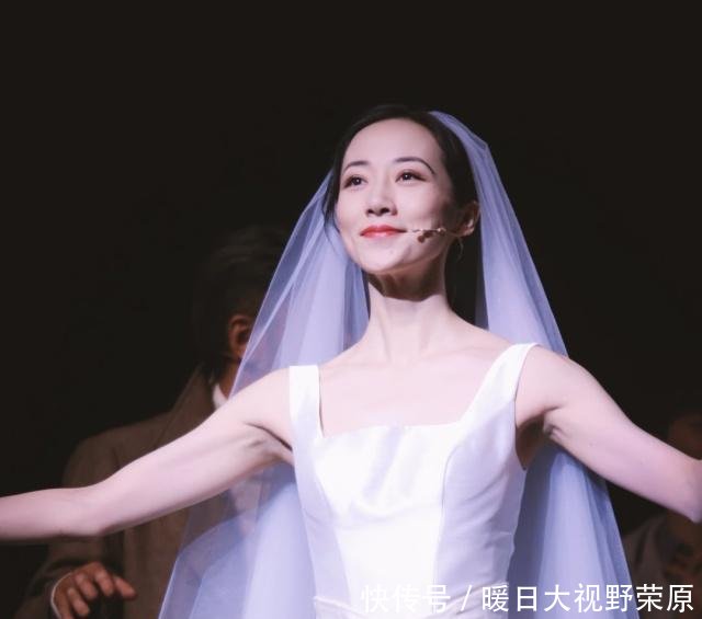 韩雪音乐剧假唱惹众怒,对比刘德华现场失声,她