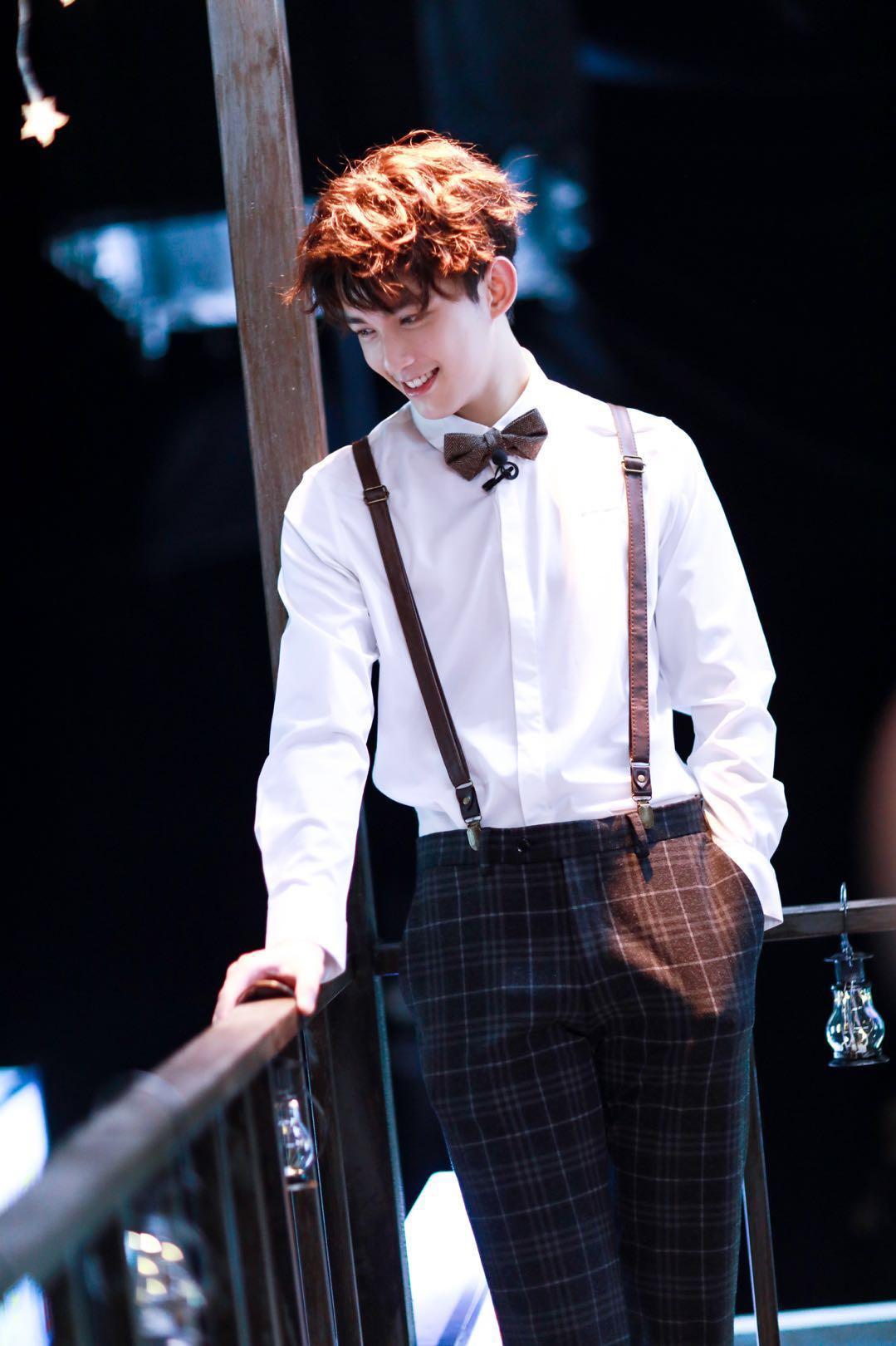 《我是大侦探》吴磊这期再当侦探,这期的发型