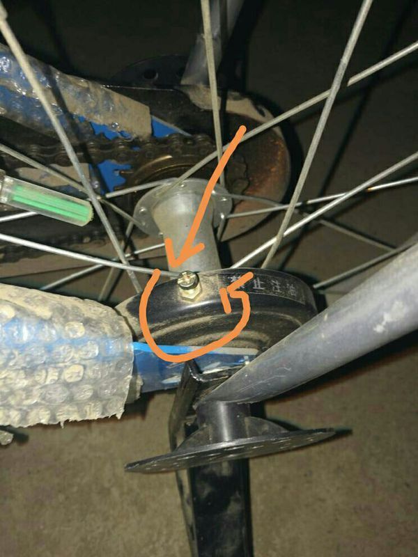 这种儿童自行车刹车怎么调?