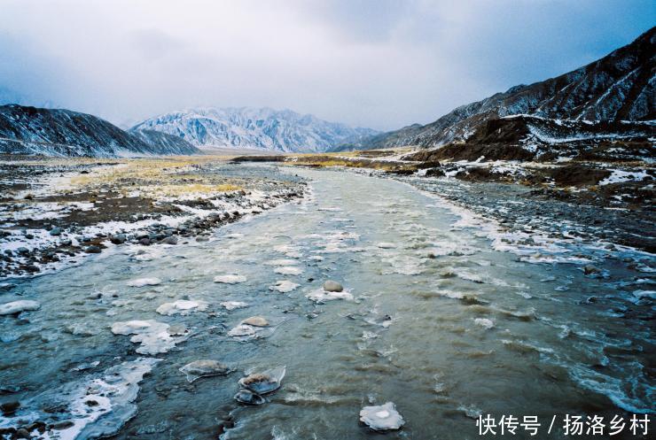 敦煌的“海”干涸了60多年，如今再度复活，却被认为这不是好事