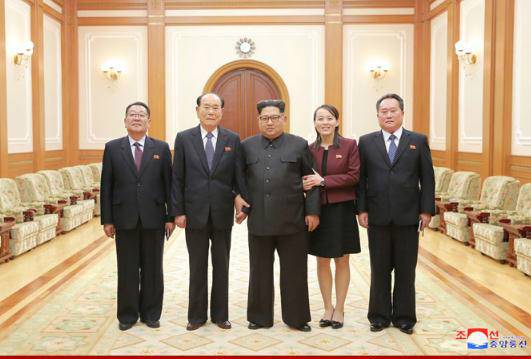 金正恩会见访韩团:感谢韩方接待 继续积累好结果