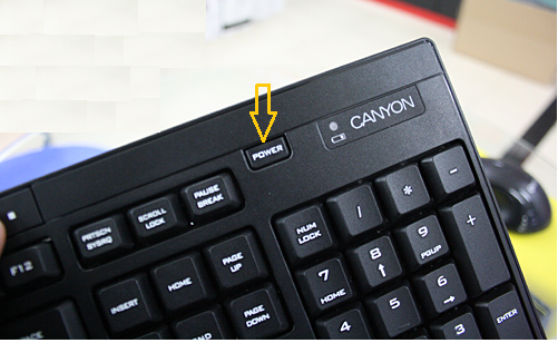 台式电脑键盘上的电源键是哪个?要图片_360问