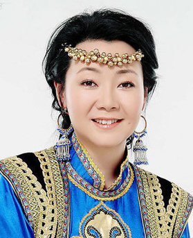 萨日娜-总政歌舞团歌手