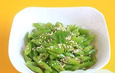 孕一个月补充叶酸优选食材,菠菜丸子汤,橙虾沙